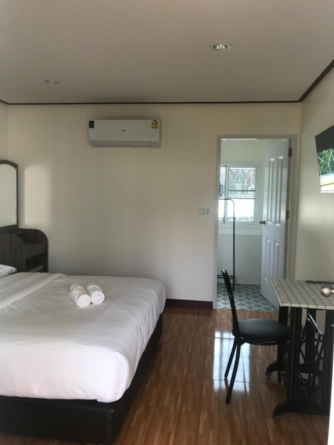 บ้านวิรา ห้องพัก Baan Wira Khon Kaen Exteriör bild